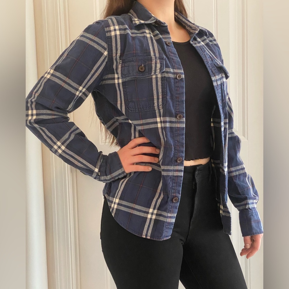 ABERCROMBIE & FITCH - Warm blue & white button down flannel shirt